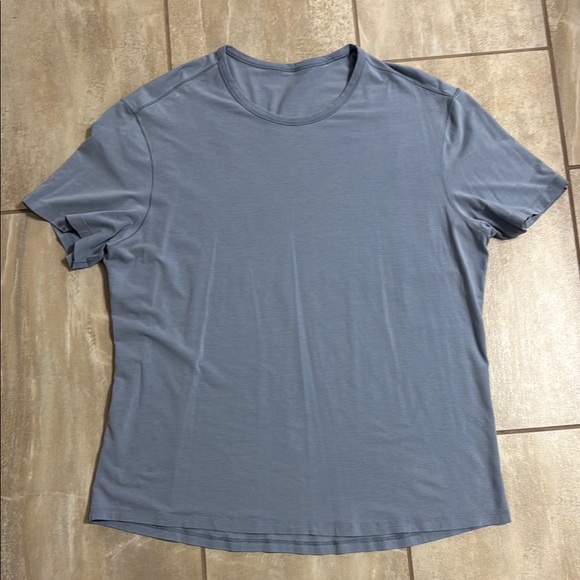 lululemon athletica Other - Lululemon Athletica XL Blue Short Sleeve Tee